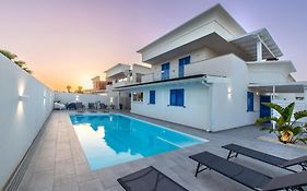 Onda Bianca Luxury Apartments